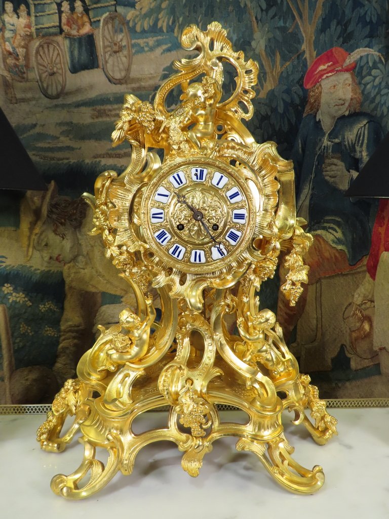 PENDULE ROCAILLE AUX AMOURS VENDANGEURS De Style Louis XV -photo-4