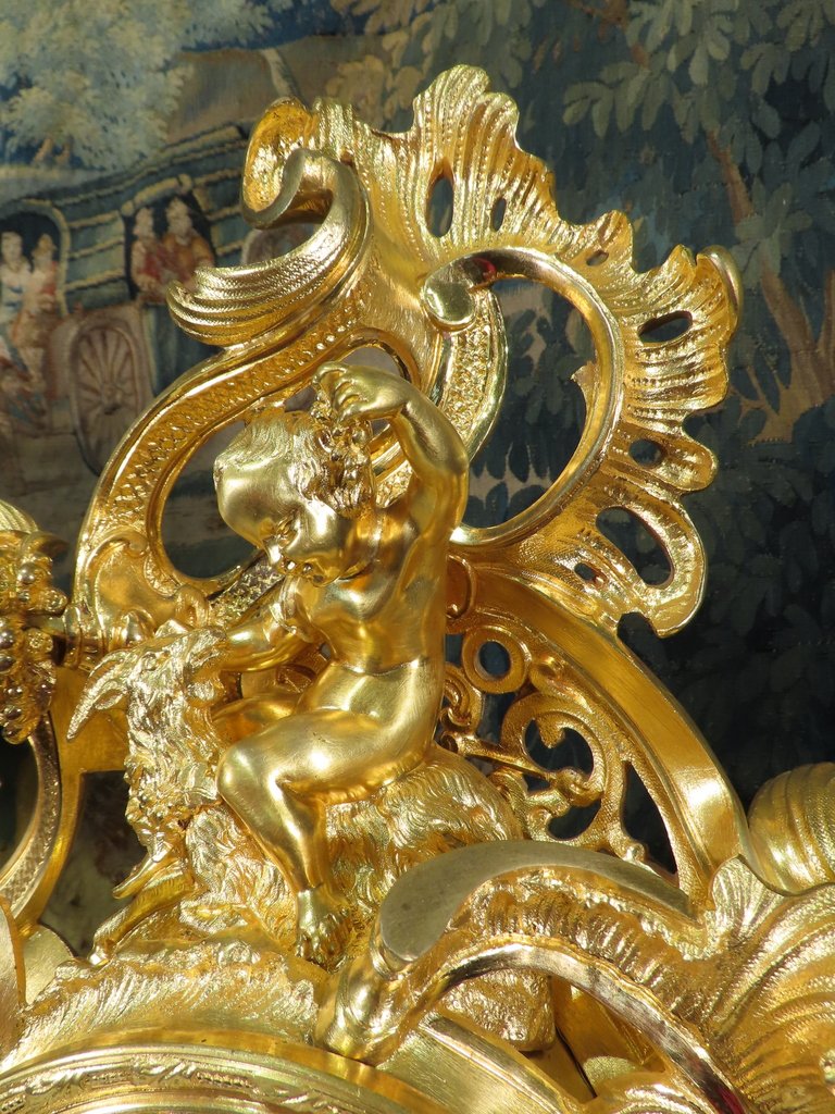 PENDULE ROCAILLE AUX AMOURS VENDANGEURS De Style Louis XV -photo-1