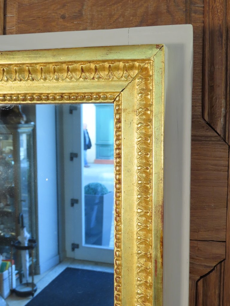 MIROIR DE BOISERIE EN BOIS DORE ET LAQUE Epoque Louis XVI -photo-4