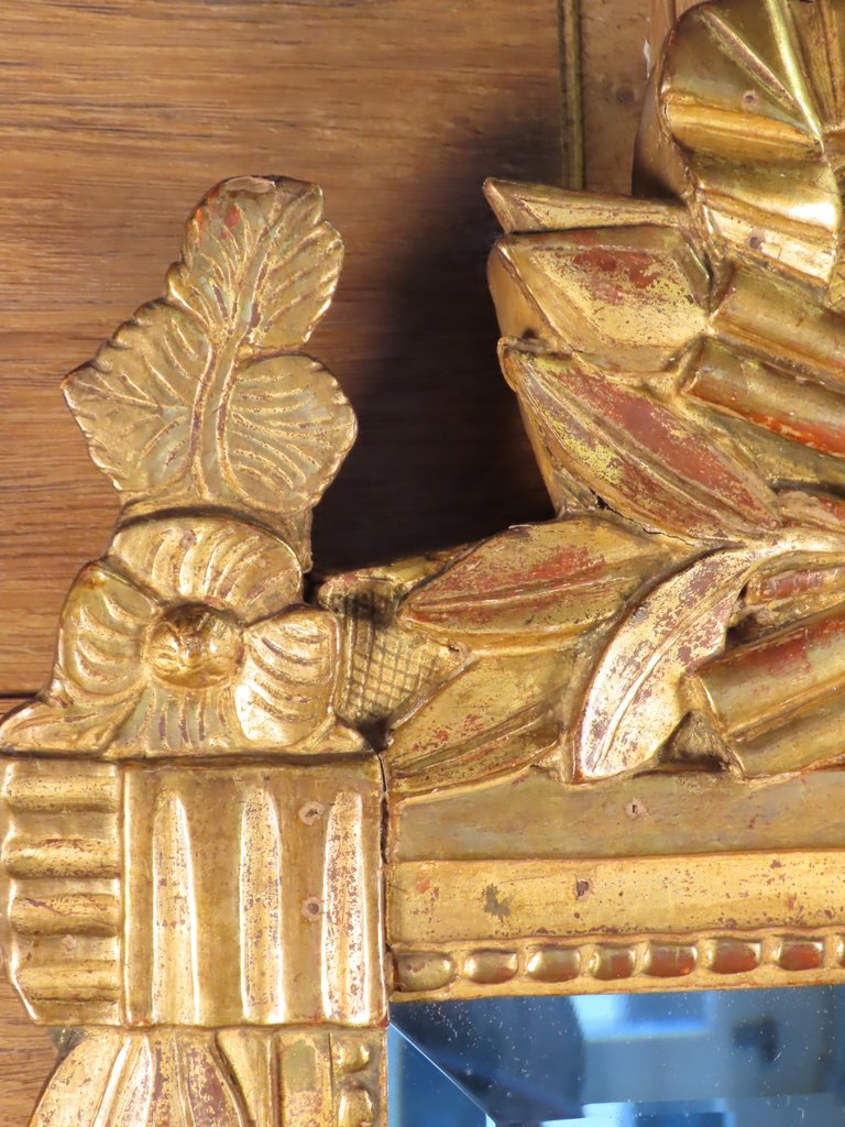 PETIT MIROIR EN BOIS DORE AUX ATTRIBUTS GUERRIER Epoque Louis XVI -photo-2