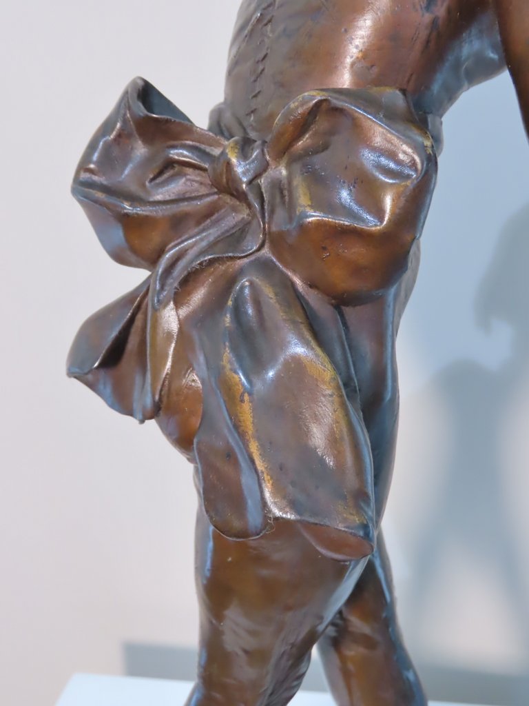SCULPTURE EN BRONZE JEUNE FEMME AU MASQUE  Henri Emile Allouard -photo-4