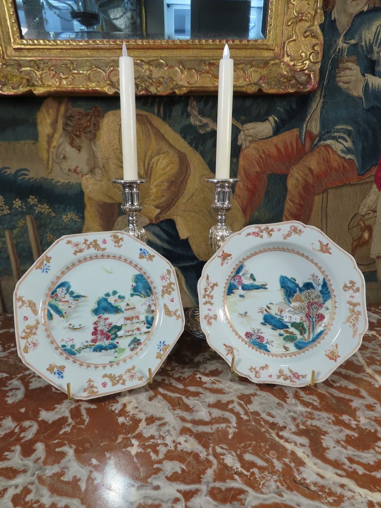 PAIRE ASSIETTES EN PORCELAINE DE LA COMPAGNIE DES INDES Epoque XVIII ème Siècle -photo-4