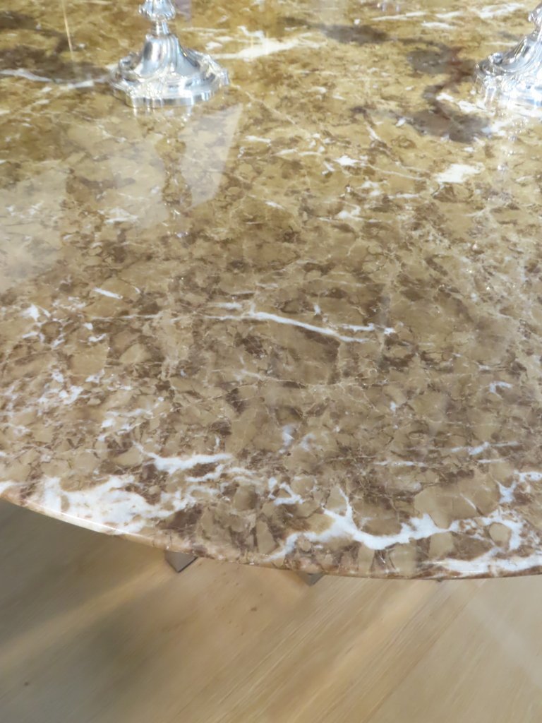  GRANDE TABLE RONDE A PLATEAU DE MARBRE Epoque vers 1970 -photo-3