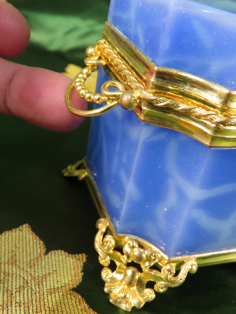 BOITE COFFRET EN OPALINE BLEU Epoque Second Empire -photo-3