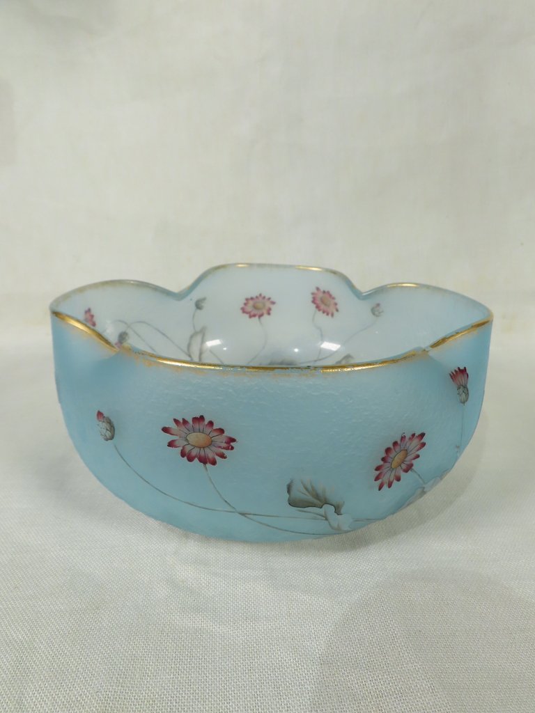 DAUM COUPE AUX FLEURETTES SUR FOND BLEU GIVRE Epoque vers 1900 -photo-3