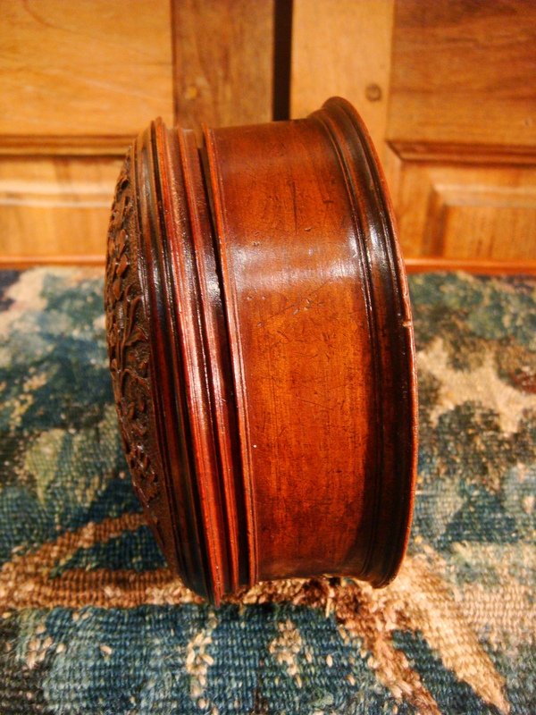 Round Wooden Box From Saint Lucia - Eighteenth Time-photo-3