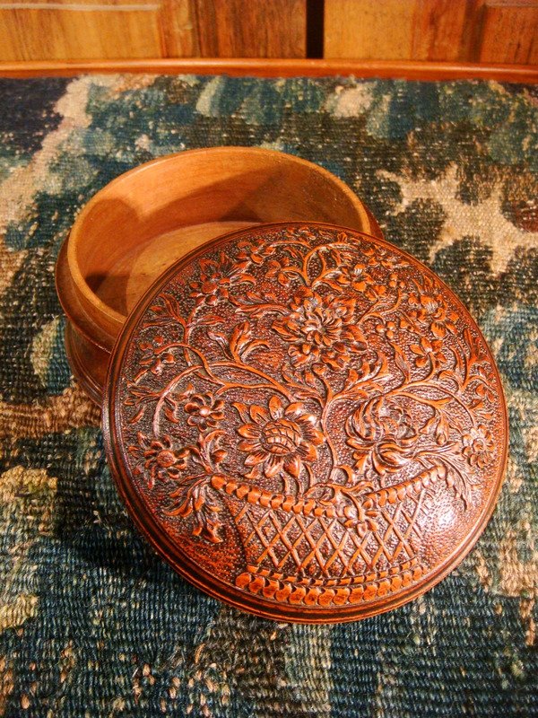 Round Wooden Box From Saint Lucia - Eighteenth Time-photo-5