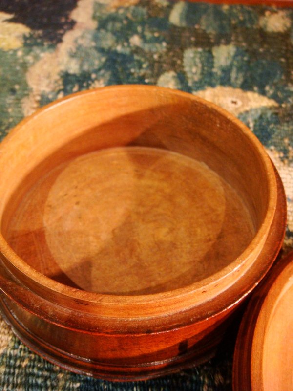 Round Wooden Box From Saint Lucia - Eighteenth Time-photo-6