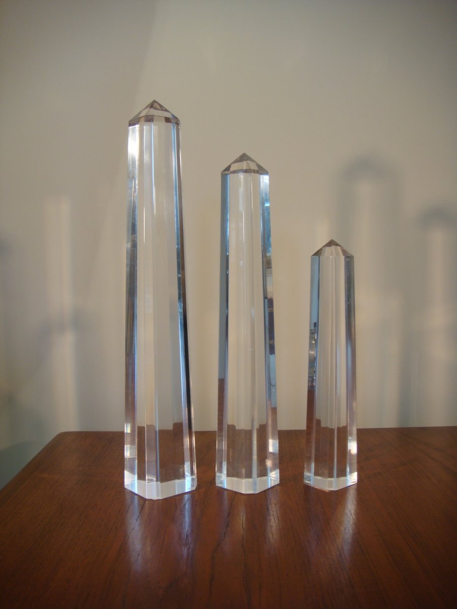 Suite Of Three Obelisks In Plexiglass-photo-4