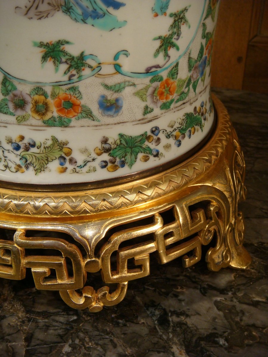 Important Porcelain And Gilt Bronze Lamp Vase - China-photo-6