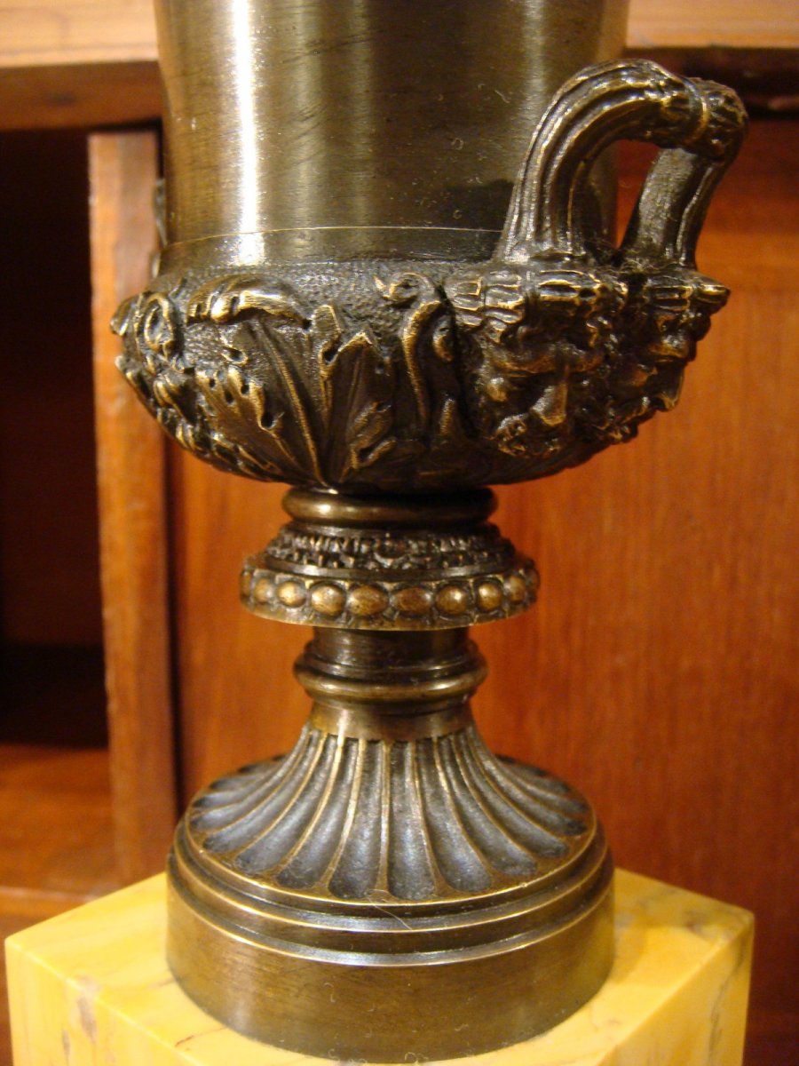 Pair Of Bronze Casseroles With Medici Vases-photo-2