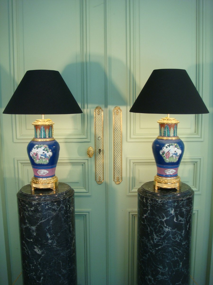 Paire De Lampes En Porcelaine - Epoque Second Empire 