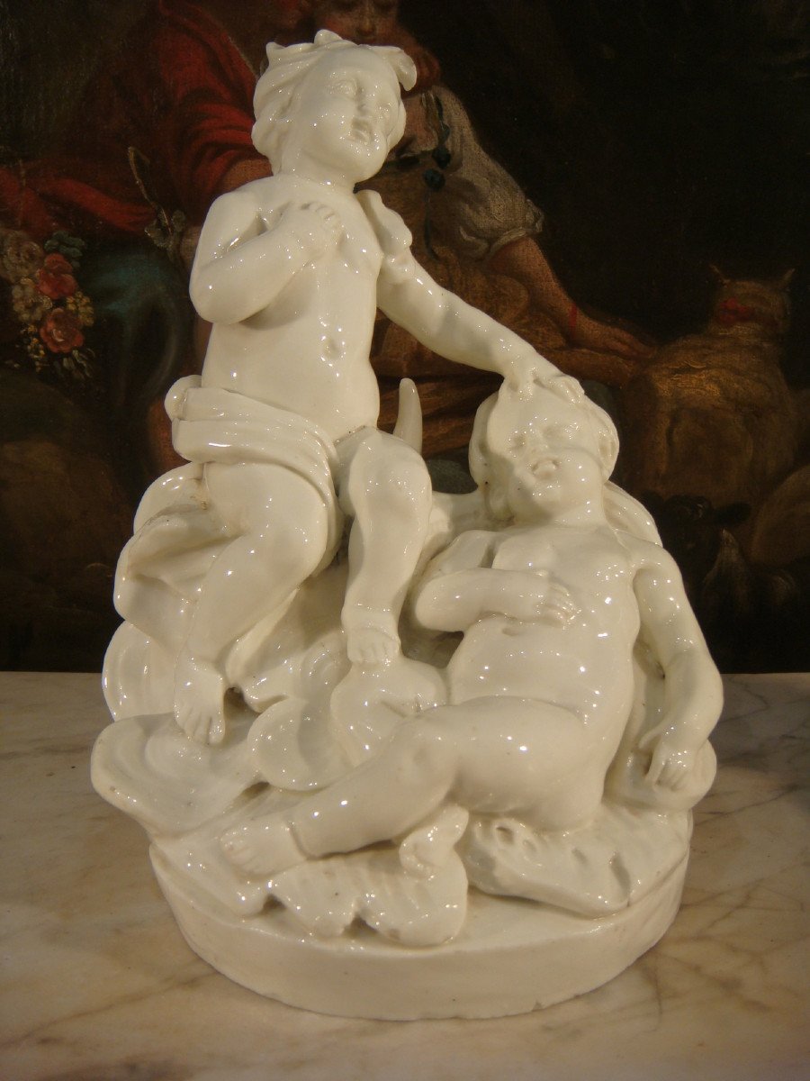 Pair Of Soft Porcelain Sculptures From Chantilly-photo-2