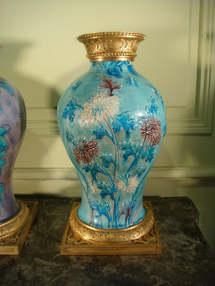 Suite Of Two Enamelled Stoneware And Gilt Bronze Baluster Vases - Ming Period-photo-4