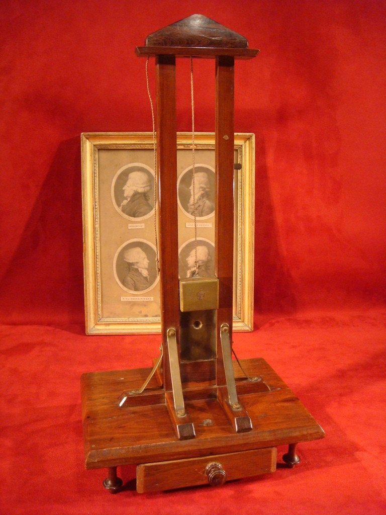 Guillotine Miniature Cigar Cutter - Masterpiece