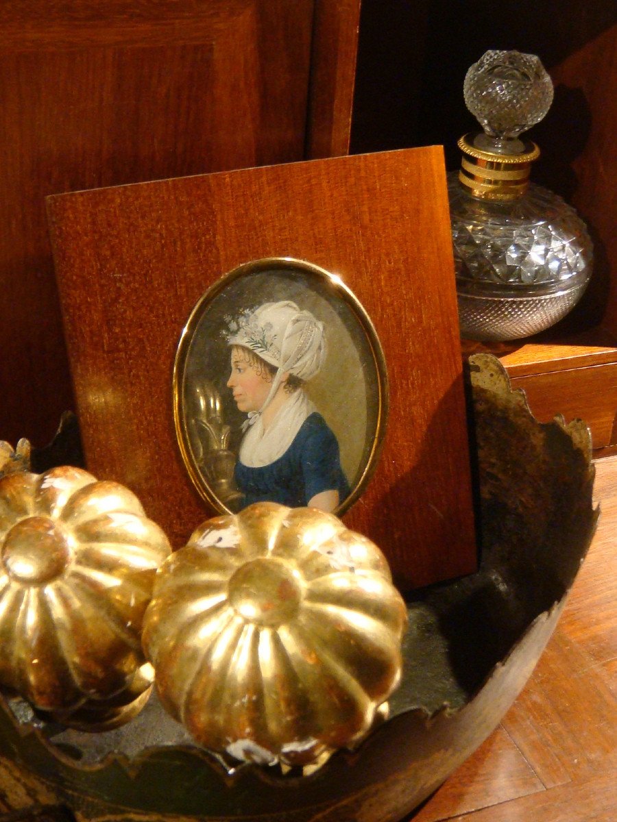 Miniature Portrait Woman In Profile - Directoire Period-photo-8