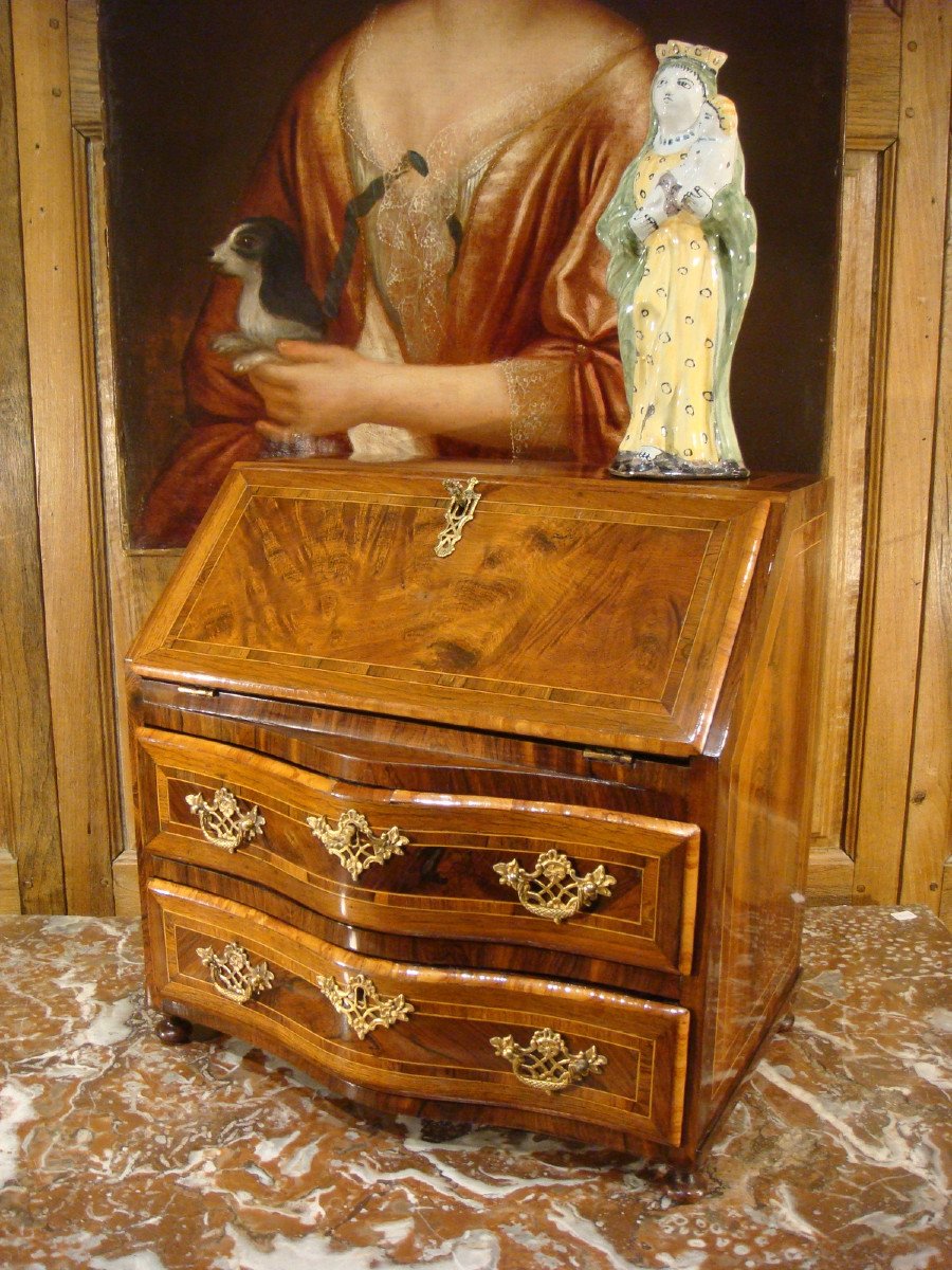 Oeuvre De Maitrise Commode Scriban En Marqueterie 