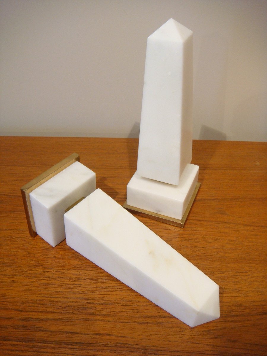 Pair Of White Marble Obelisks-photo-2