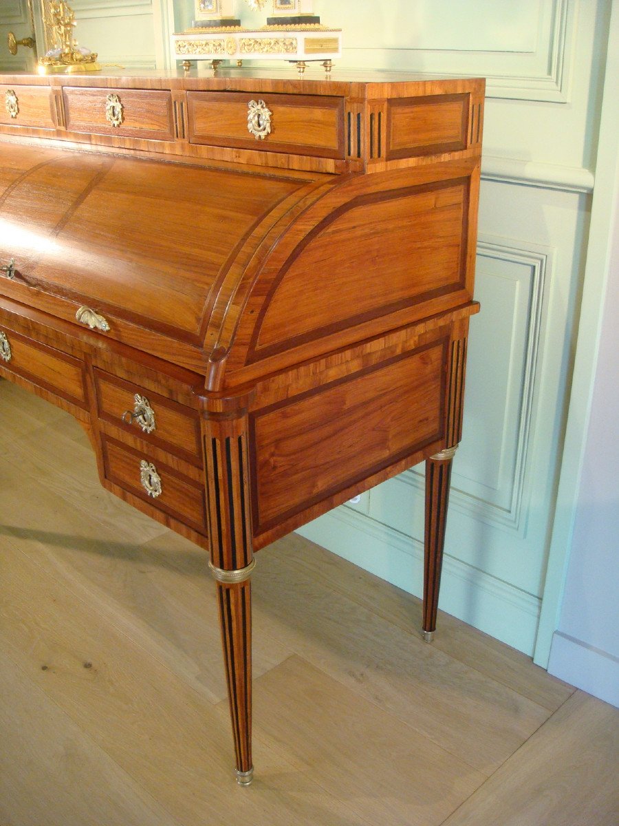 Cylinder Desk In Stamped Marquetry - Louis XVI Period-photo-4