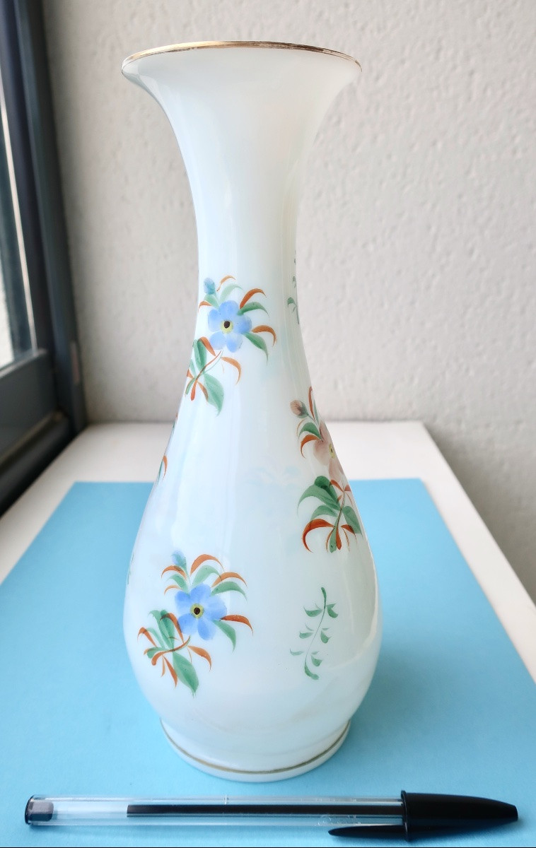 Small Baluster Vase In Translucent Crystal Opaline "soap Bubble", Mid-19th Century, Very Good Condition-photo-2