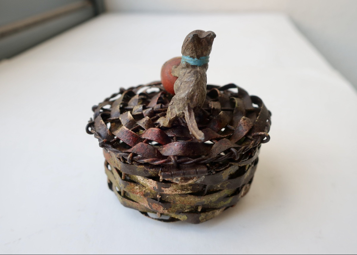 Basket Box With Playing Kitten, Vienna Or Nuremberg Lead, Circa 1900-photo-2