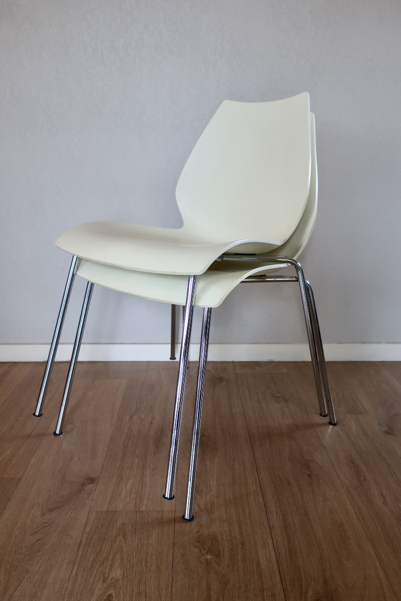 2 Maui Chairs Design By Vico Magistretti For Kartell, Tbe