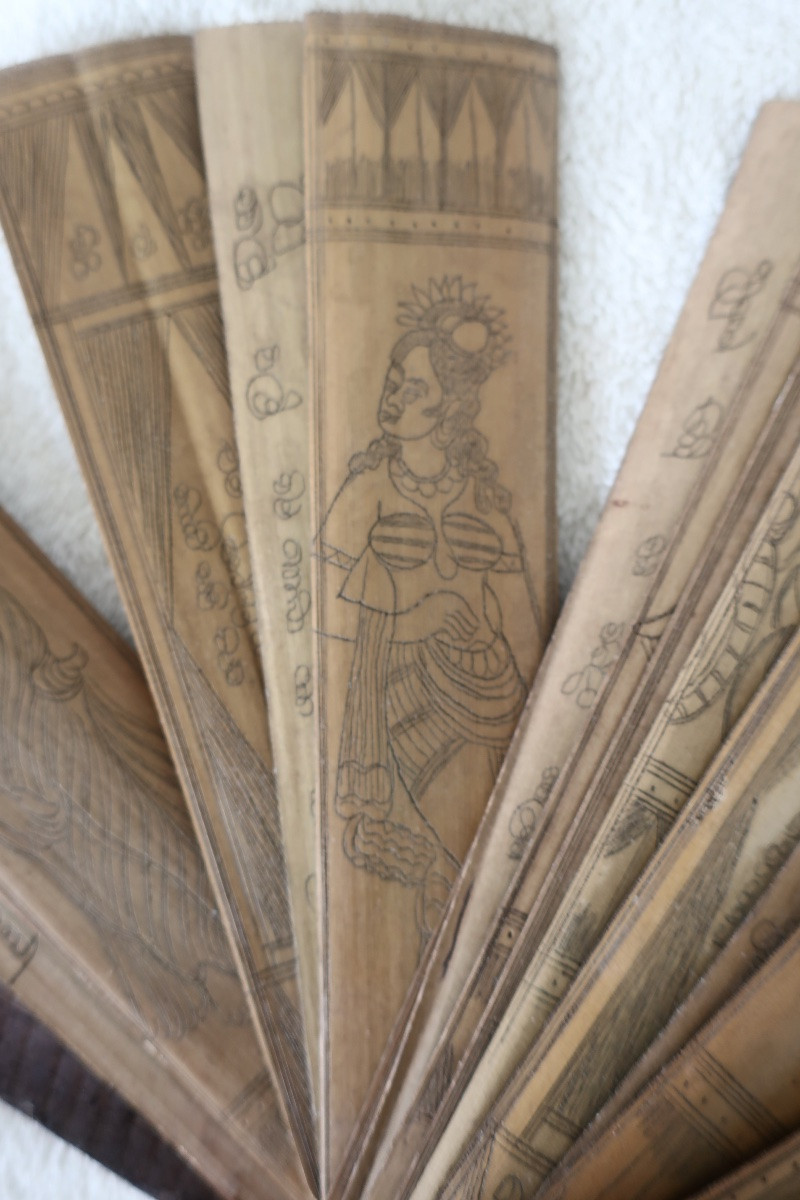 2 Buddhist Palm Prayer Books, Sri-lanka, Early 20th Century-photo-1