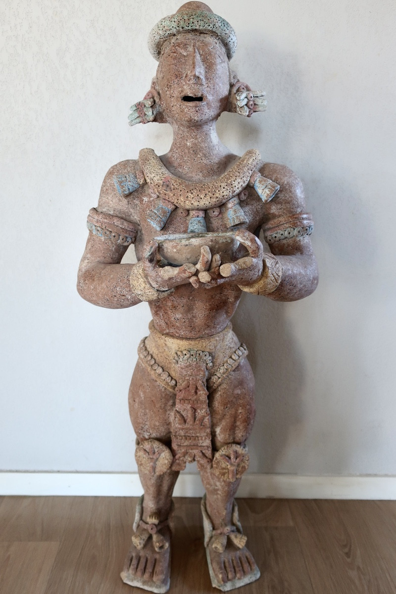 Large Mayan-style Polychrome Terracotta Figure, H = 105 Cm, 20th Century