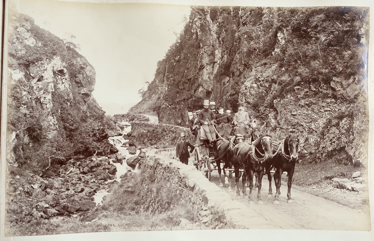 Rare 19th Century Album Of 54 Original Photos (marine) Including 4 Sailboats By Alfred John West-photo-4