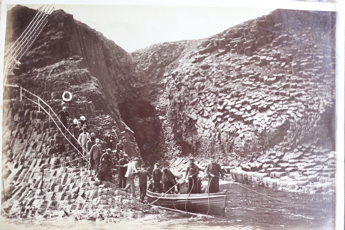 Rare 19th Century Album Of 54 Original Photos (marine) Including 4 Sailboats By Alfred John West-photo-7
