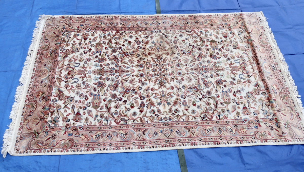 Tapis Soie &Laine Pendjab, Inde, XXème, 245 x 160 cm