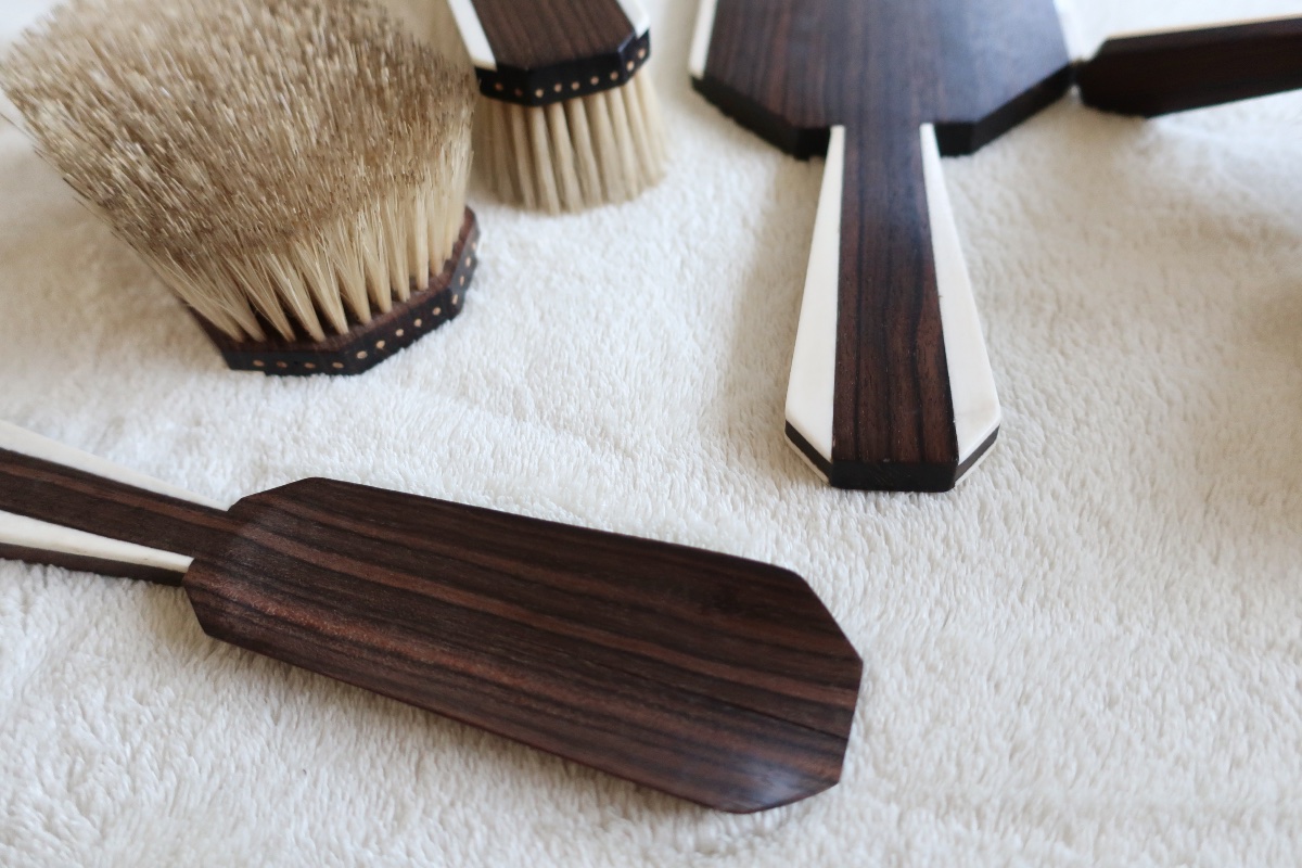 Nécessaire, Ensemble Art Déco 1930, en Ebene de Macassar et Ivoire-photo-1