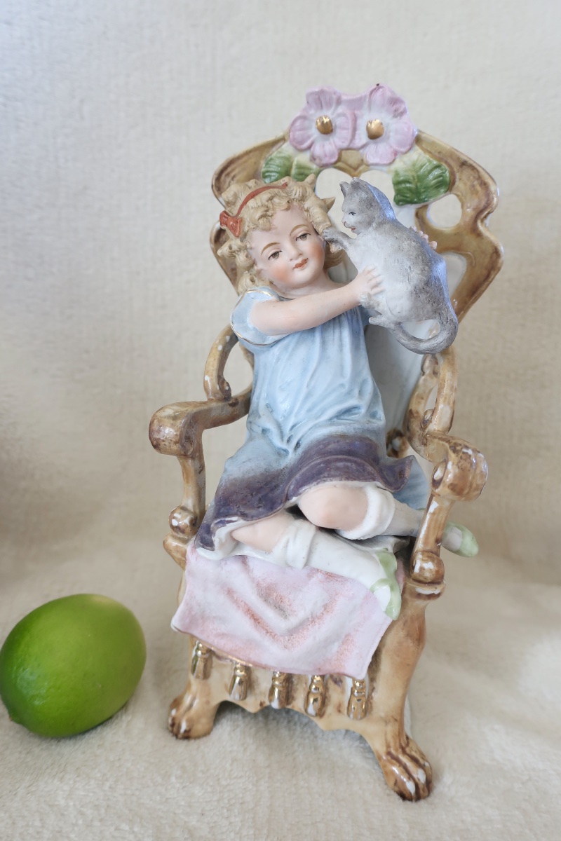 A.w.f. Kister Scheibe Alsbach Biscuit Figurine, Girl With Cat, 24 Cm, Circa 1910, Child, Cherub...-photo-2