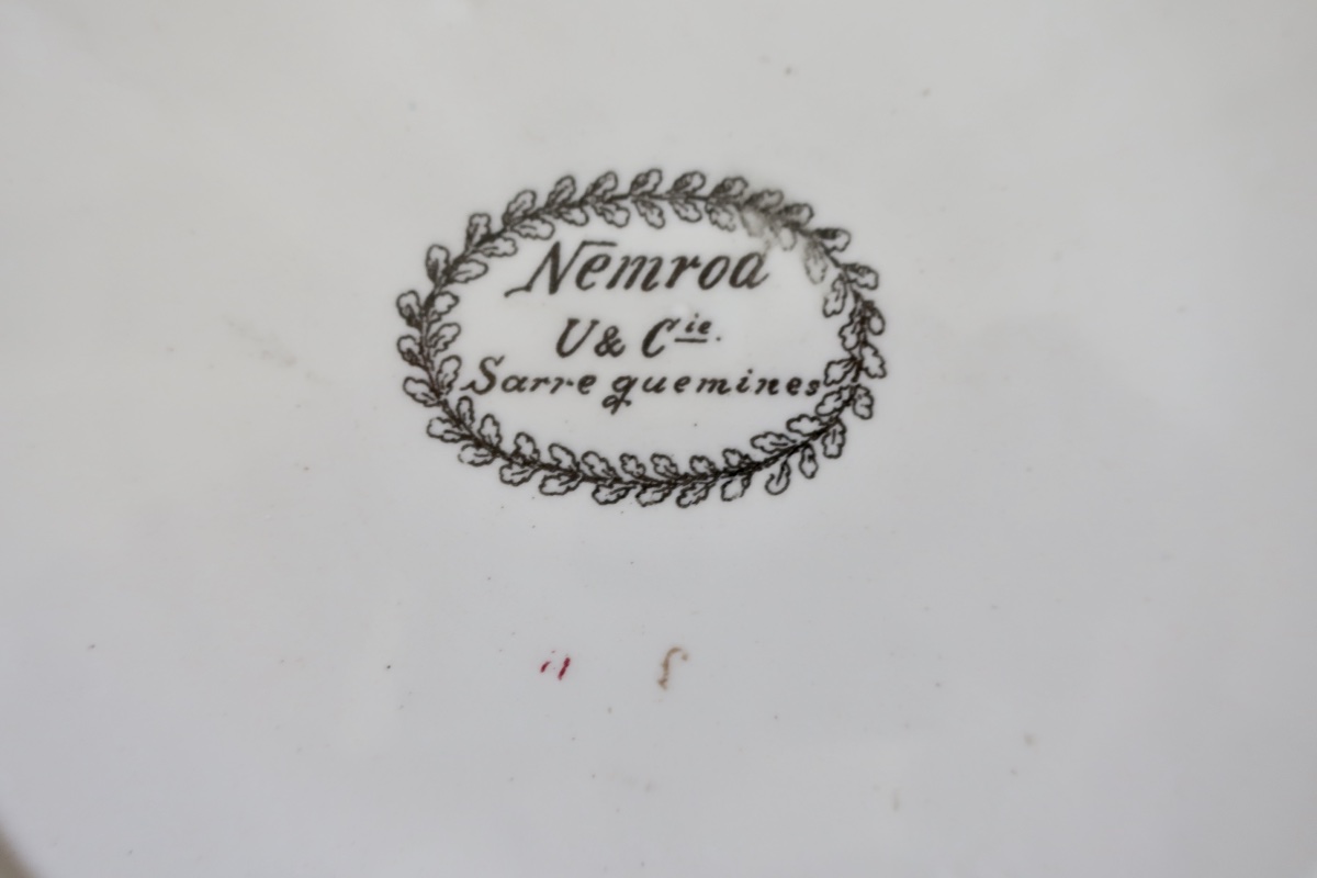 Plate By U & Cie, Sarreguemines, "nemrod" Set, 19th Century-photo-1