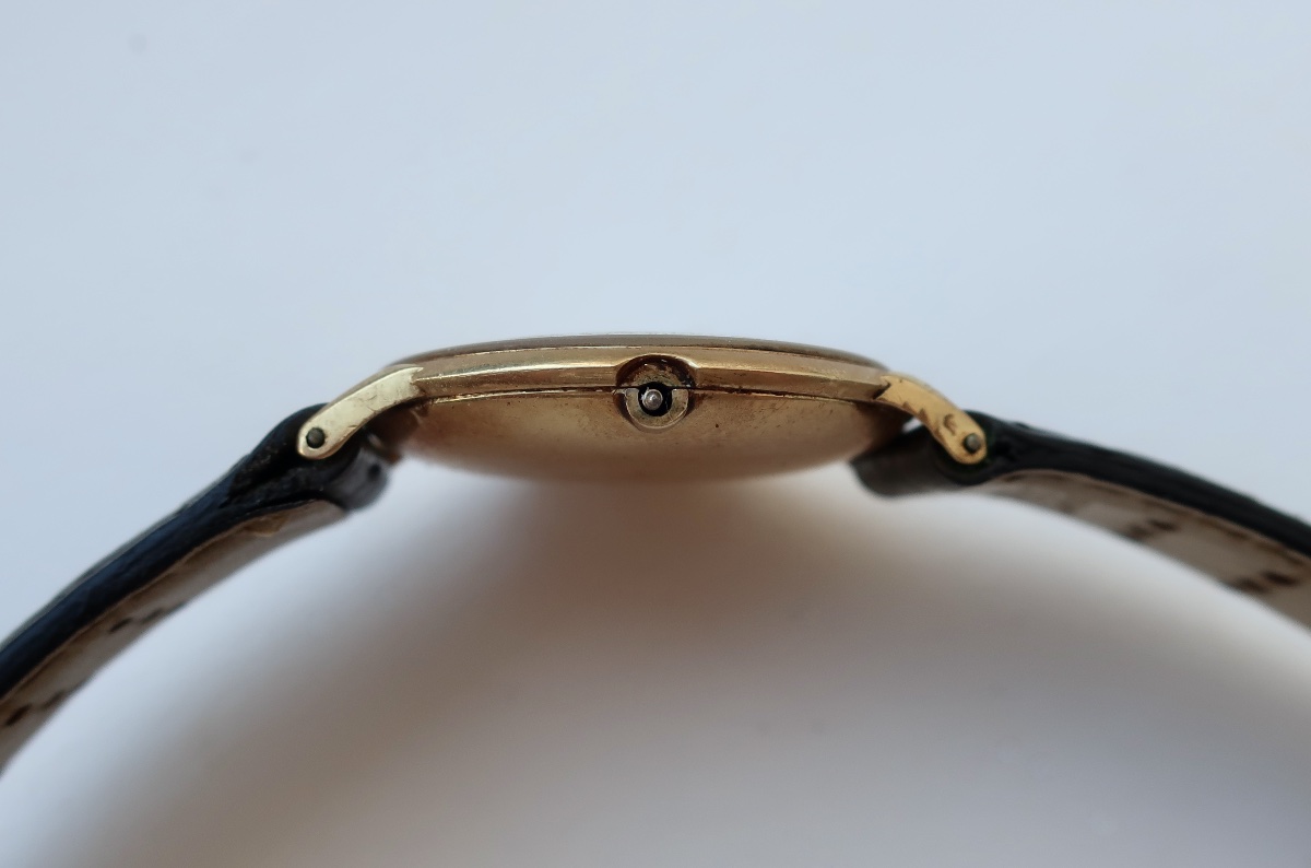 Rare Omega 18k Gold Dress Watch, Caliber 620, Mechanical, Ultra-thin-photo-2