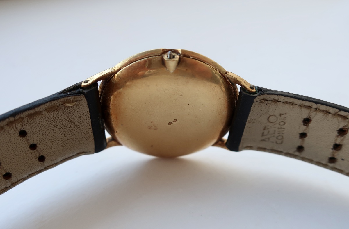 Rare Omega 18k Gold Dress Watch, Caliber 620, Mechanical, Ultra-thin-photo-3