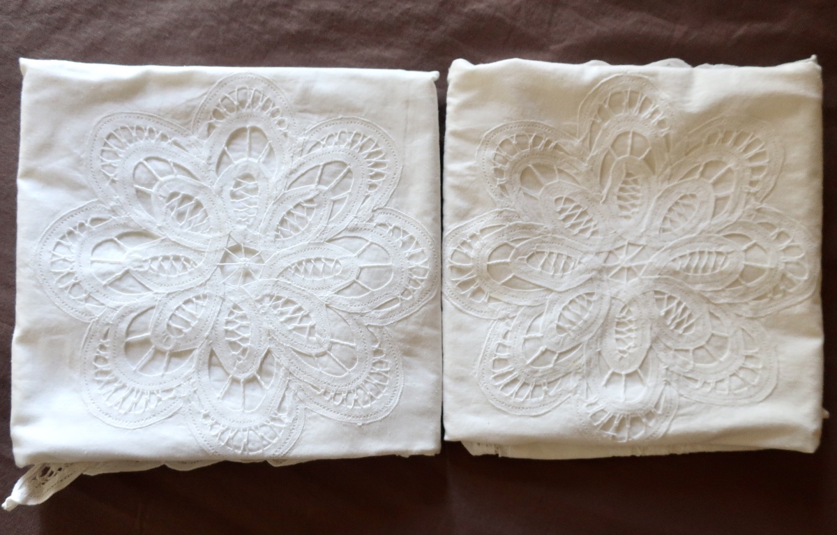 2 Linen Pillowcases, Embroidery And Lace, Like New, 62 X 62 Cm-photo-4