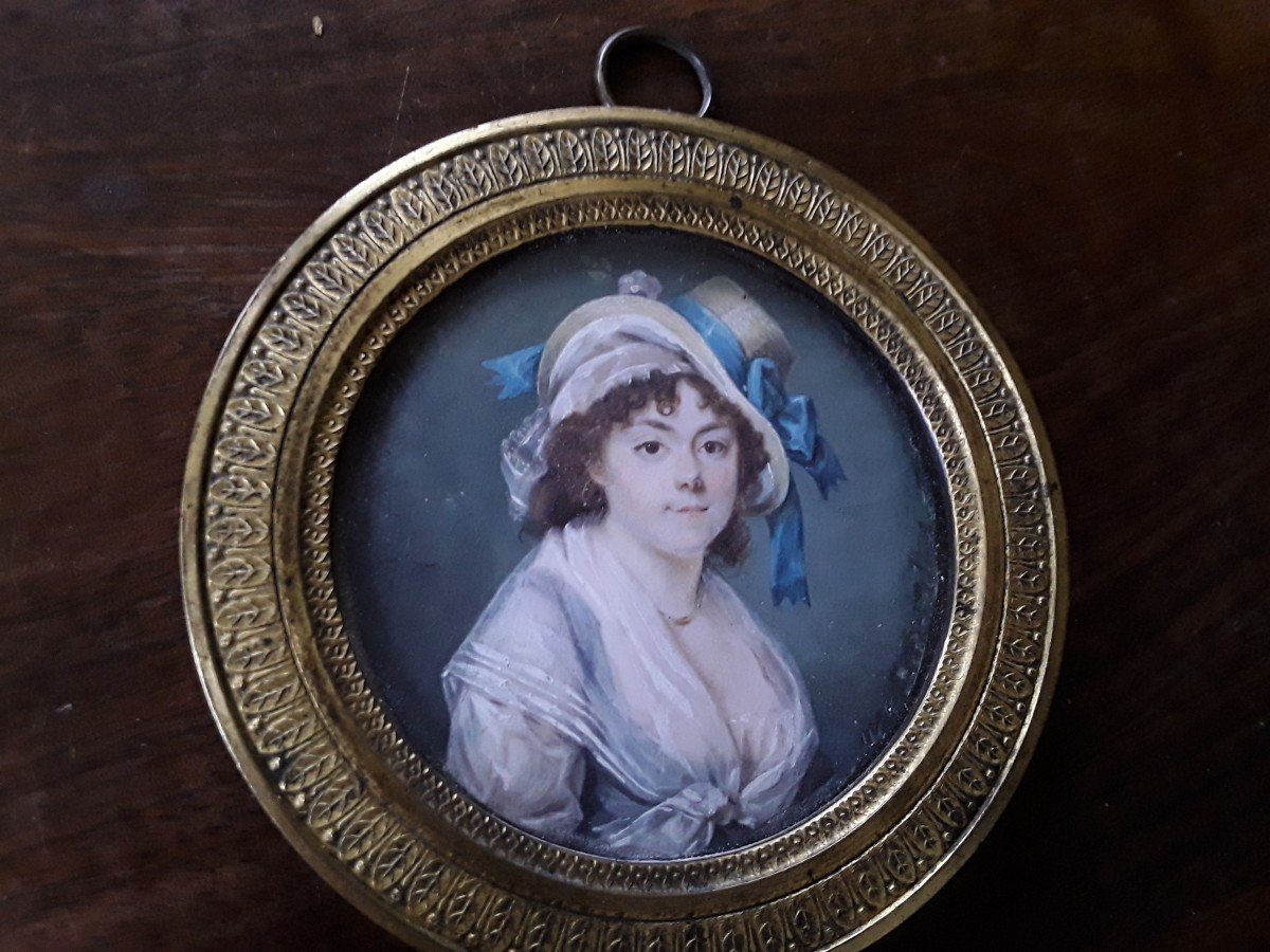 Beautiful Miniature On Ivory Late 18th Century Early 19th Century. 