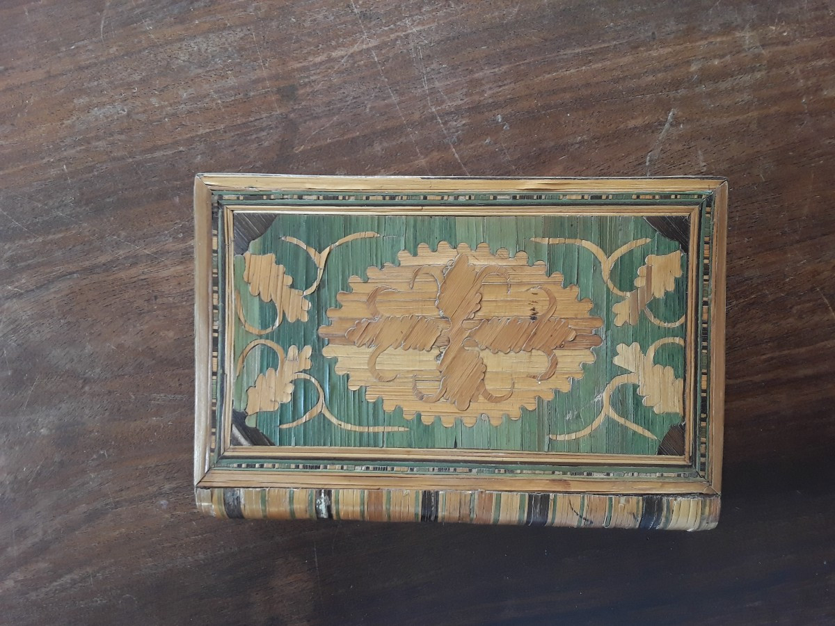 Coffret en forme de livre marqueterie de paille début du 19ème siecle -photo-2