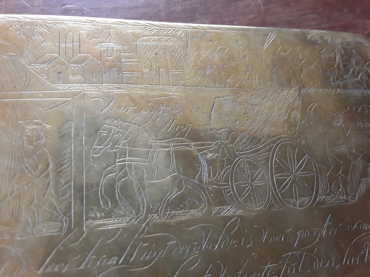 Tabatiere hollandaise en laiton datée 1680-photo-2