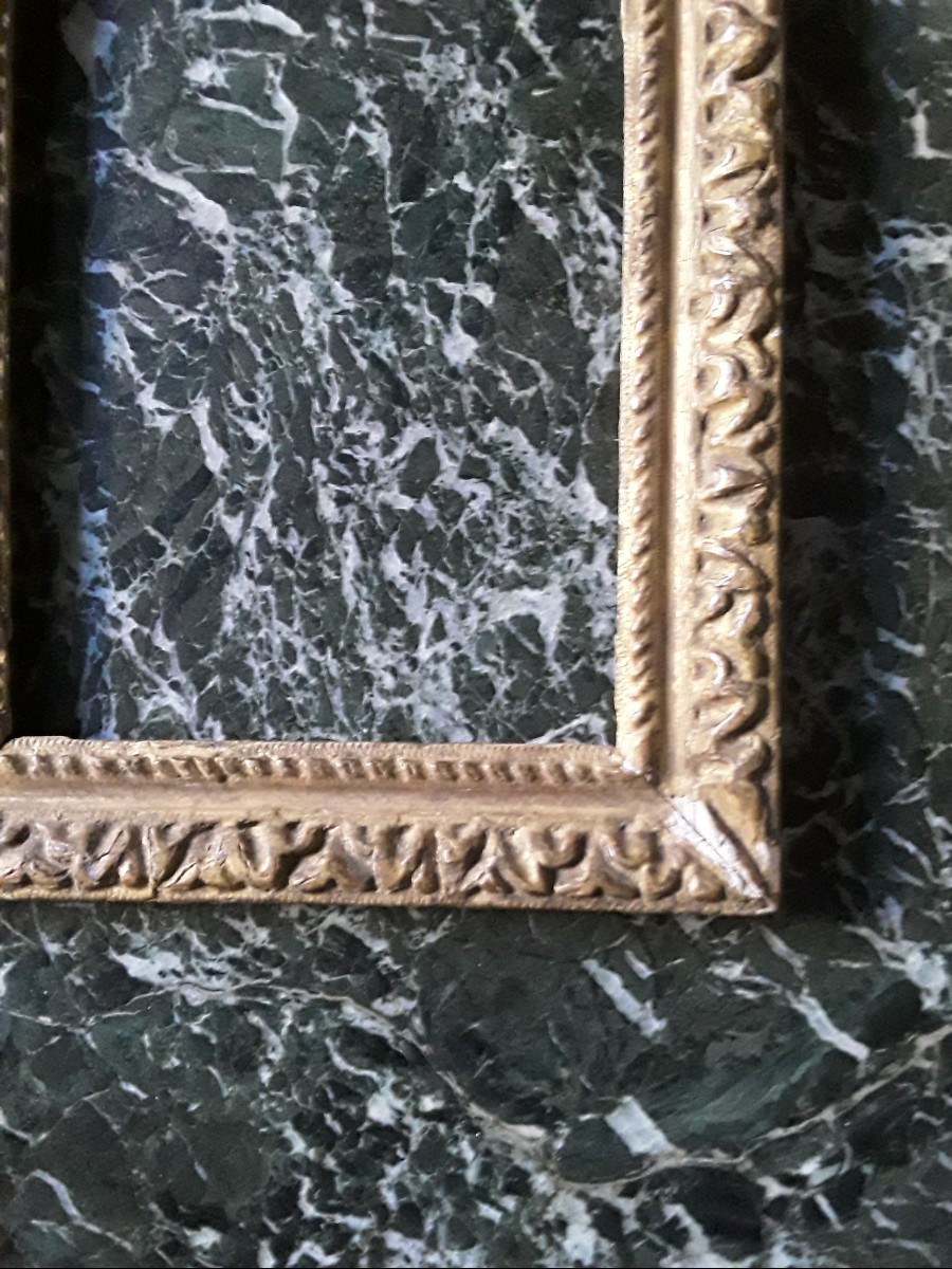 Small 18th Century Gilded Wood Frame -photo-4