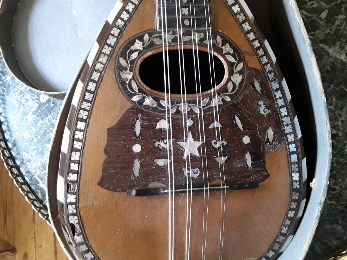 Mandoline ancienne dans sa boite en carton-photo-3