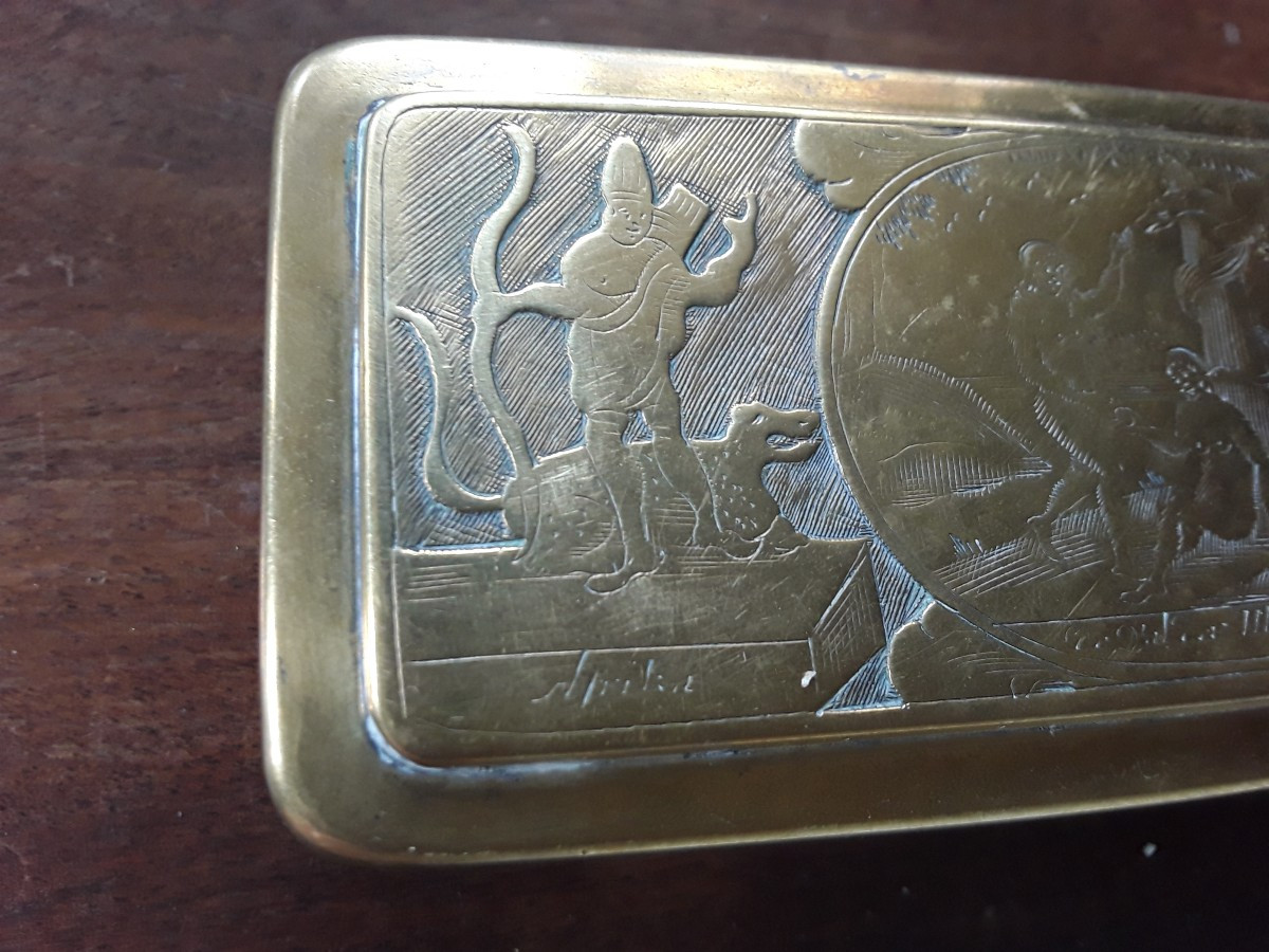 17th Century Dutch Brass Snuffbox -photo-5