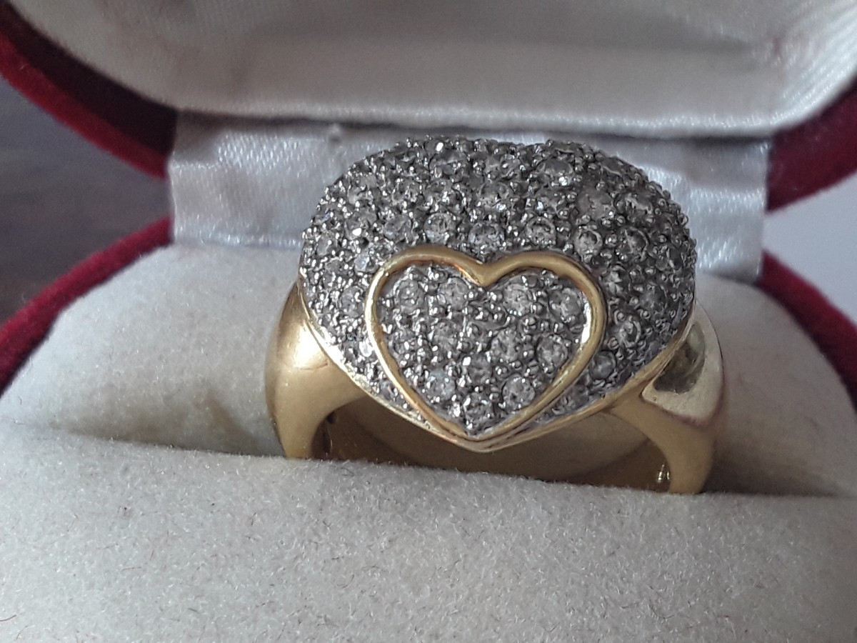 Heavy Gold And Diamond Ring -photo-3