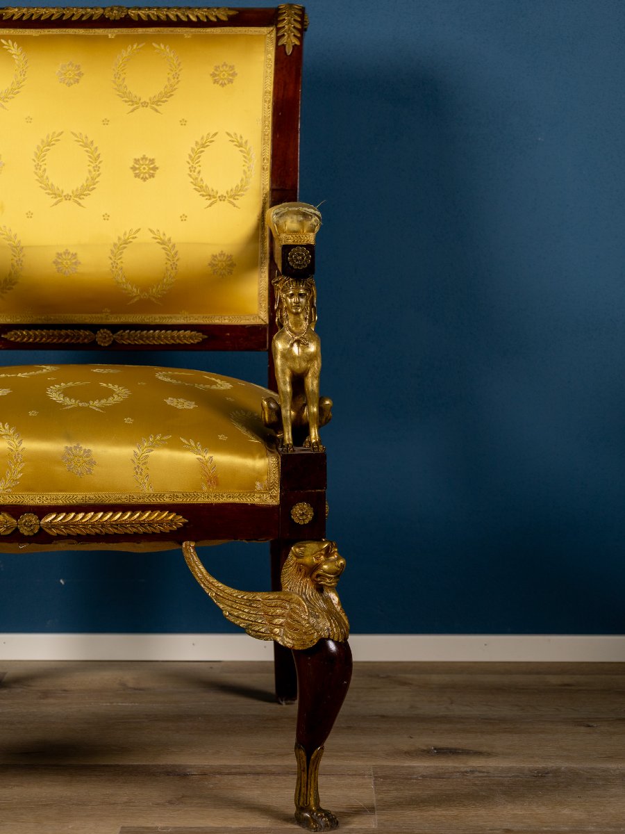 Paire de fauteuils de style Empire français avec bronzes dorés-photo-3