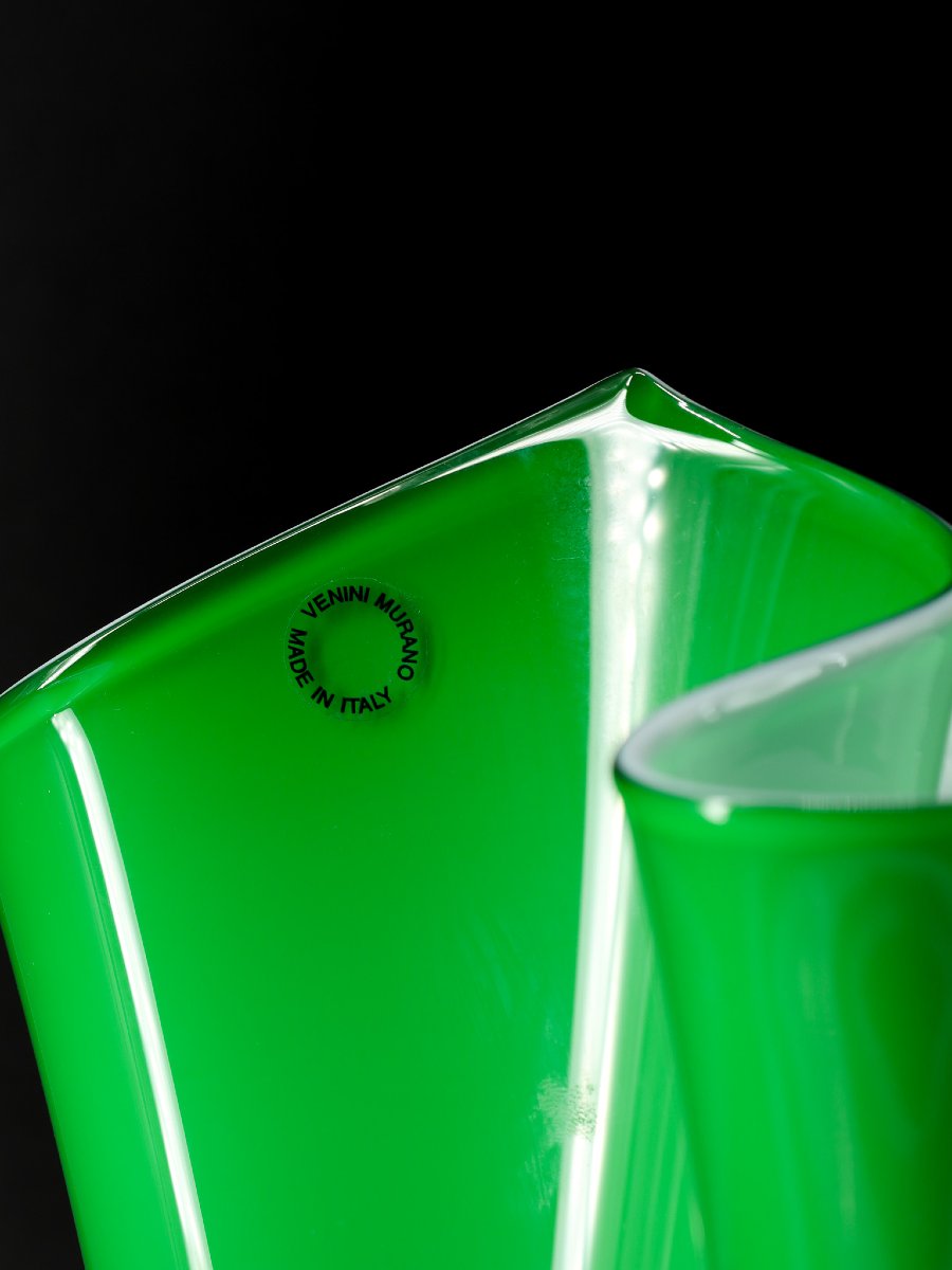 Vase “fazzoletto” en verre vert, Venini 1989, Murano-photo-6