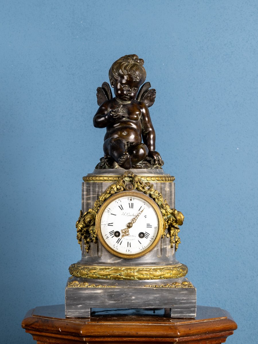 Horloge française en marbre et bronze doré, putto en bronze, fin du XIXe siècle-photo-1