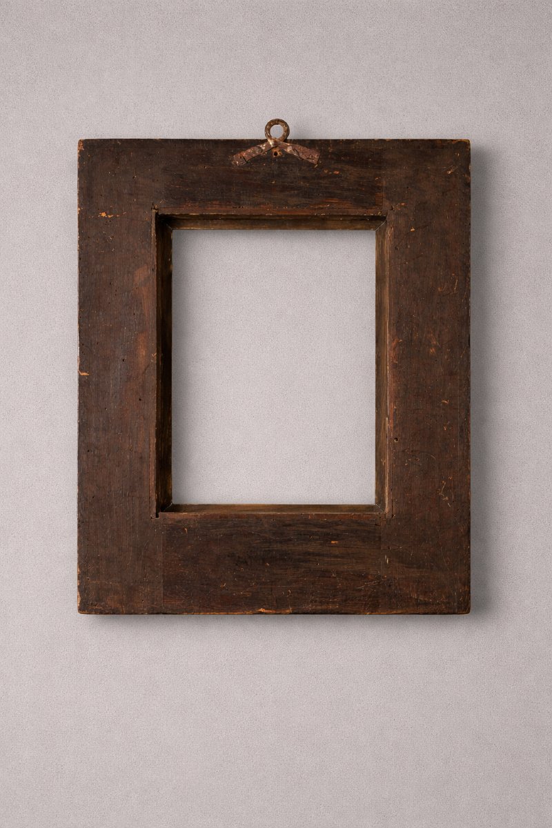 Cadre du XVIIIe siècle en noyer ébénisé à profil doré-photo-4
