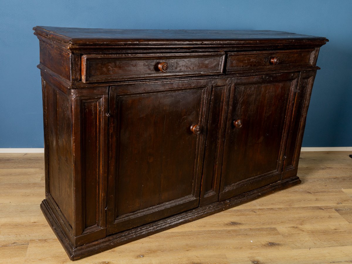 Buffet en châtaignier et autres essences de bois, XVIIe siècle, Italie centrale-photo-1