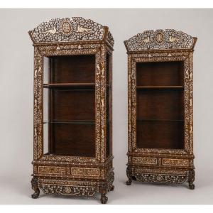 Pair Of Chinese Display Cabinets Made Of Hardwood Inlaid With Mother-of-pearl, Late 19th Century